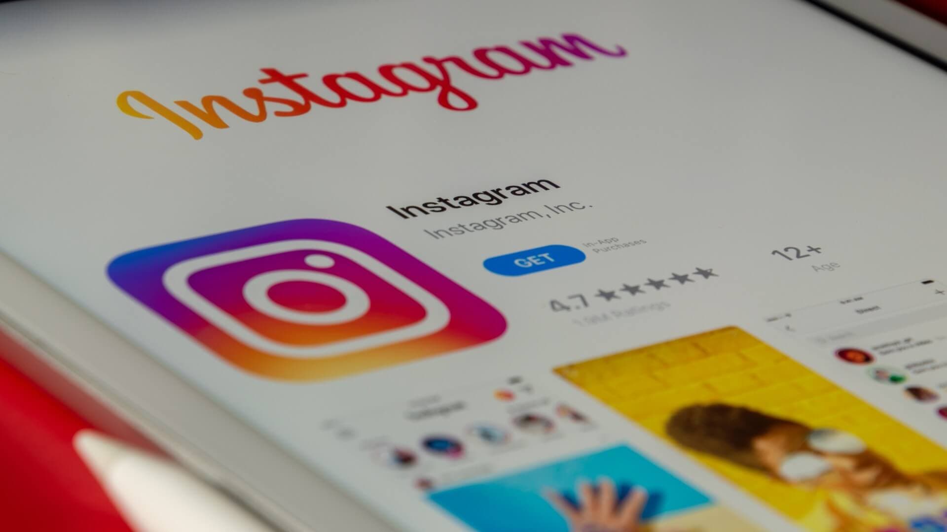 Love in Captions: Crafting Unique Self-Love Quotes for Your Instagram Story